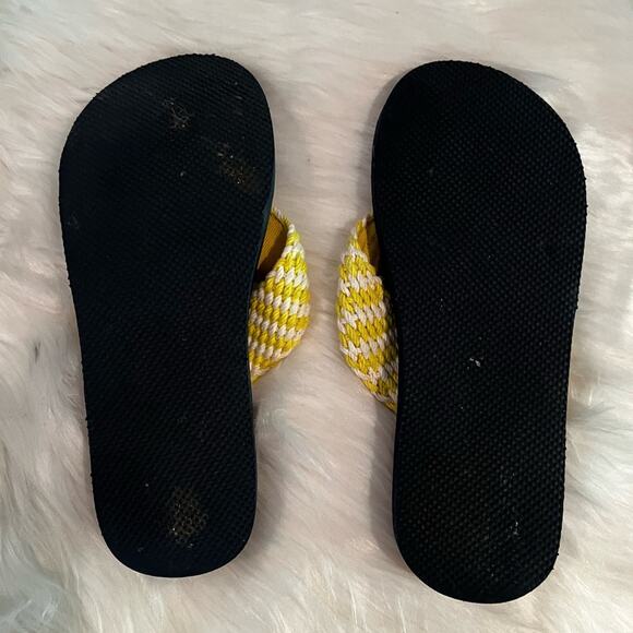 J. Crew Seahorse Collection Flip Flop Thong Sandals Yellow White Sz 6 RARE - Picture 8 of 10